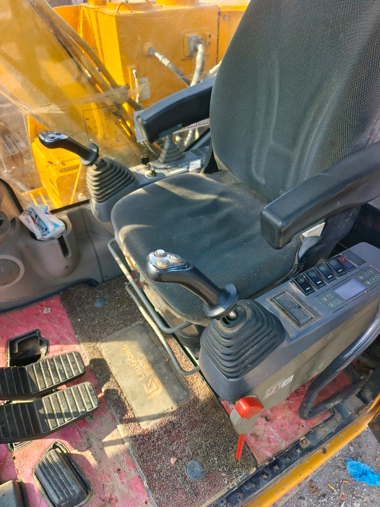 Excavadora CLG9075E Liugong