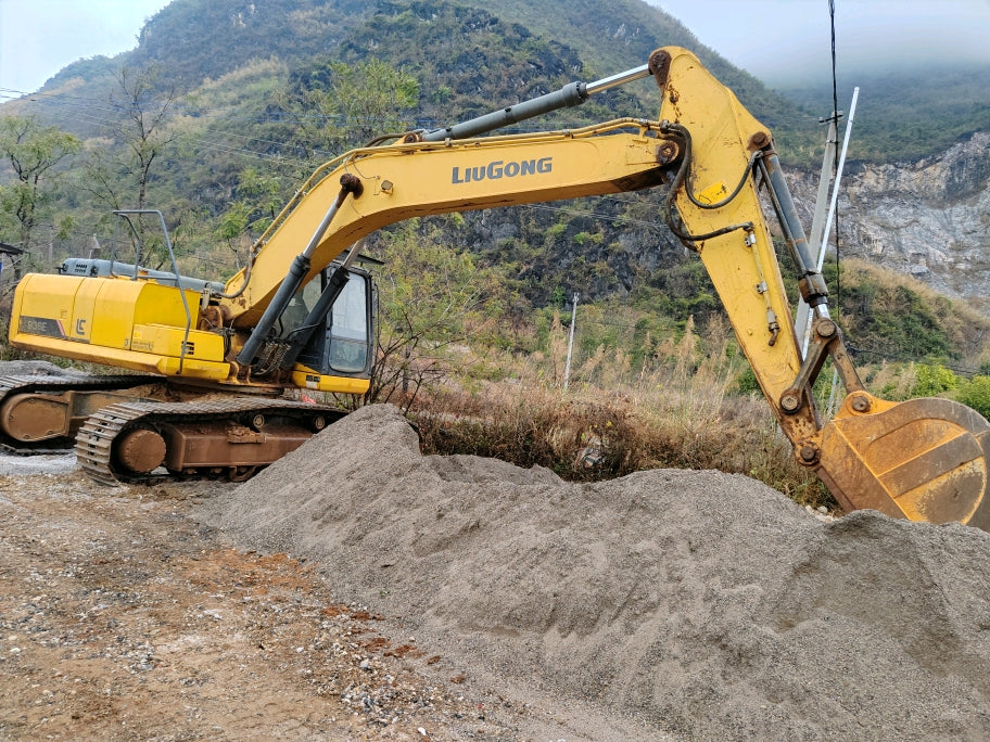 Excavadora CLG933E Liugong