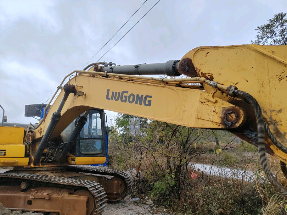 Excavadora CLG933E Liugong