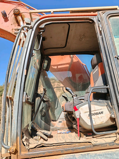 Excavadora DX380LC-9C Doosan