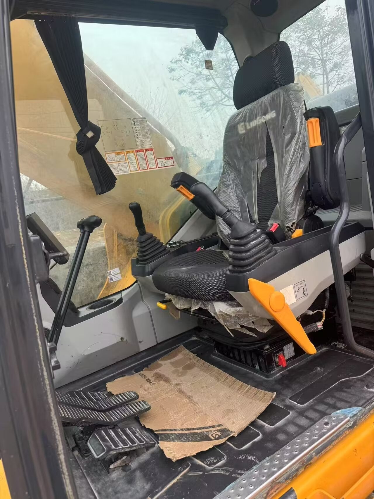 Excavadora CLG939F Liugong