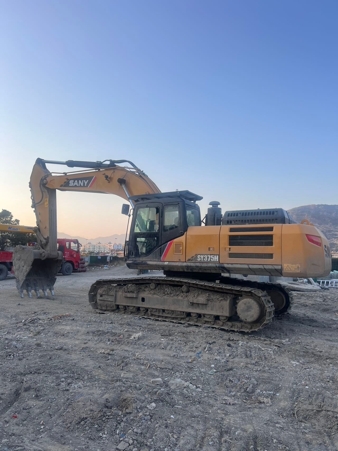 Excavadora SY375H Sany