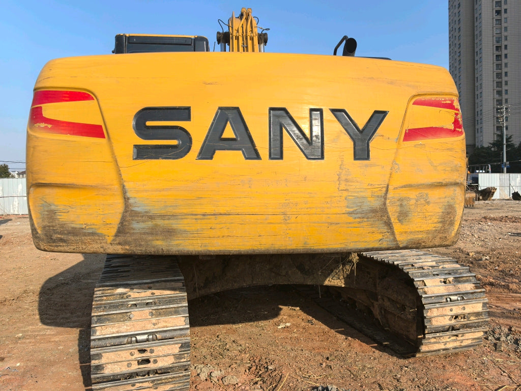 Excavadora SY215C Sany