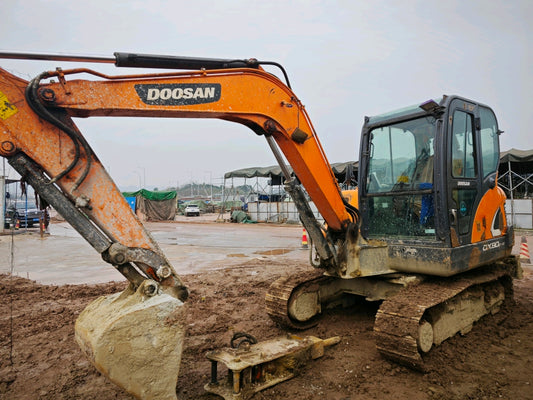 Excavadora DX60E-9CN Doosan