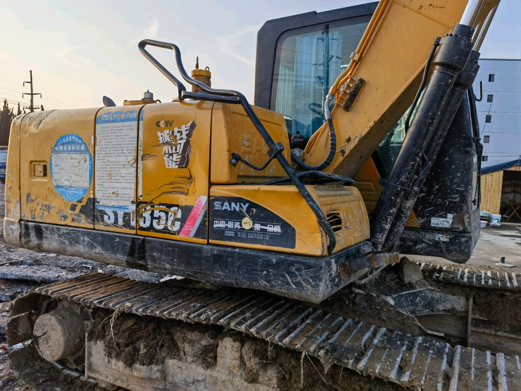 Excavadora SY135C Sany