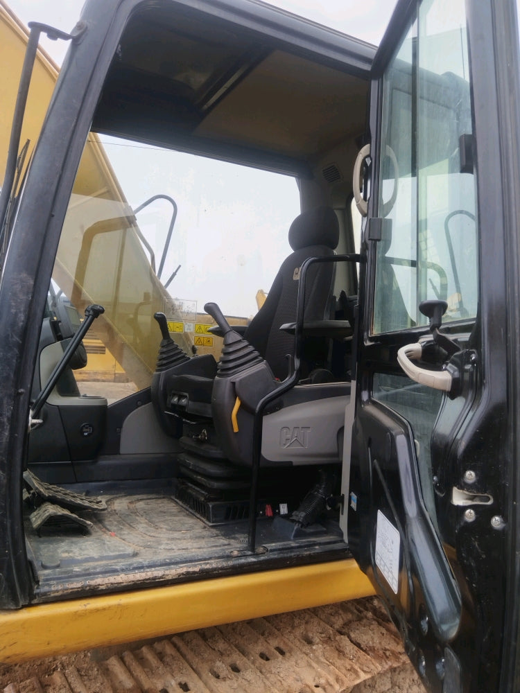 Excavadora 313D2GC Caterpillar