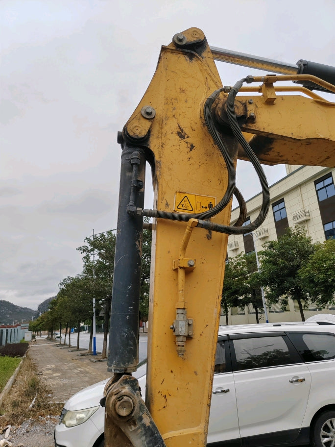 Excavadora CLG906F Liugong