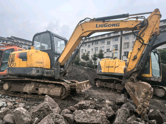 Excavadora CLG906E Liugong