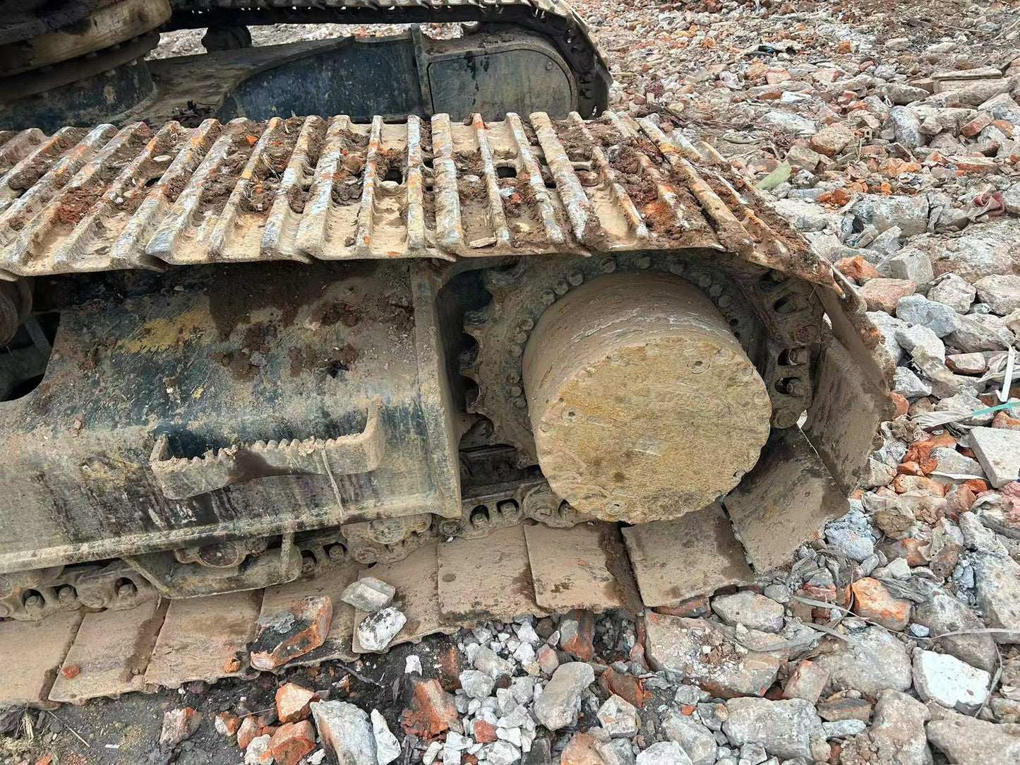 Excavadora R215VS Hyundai