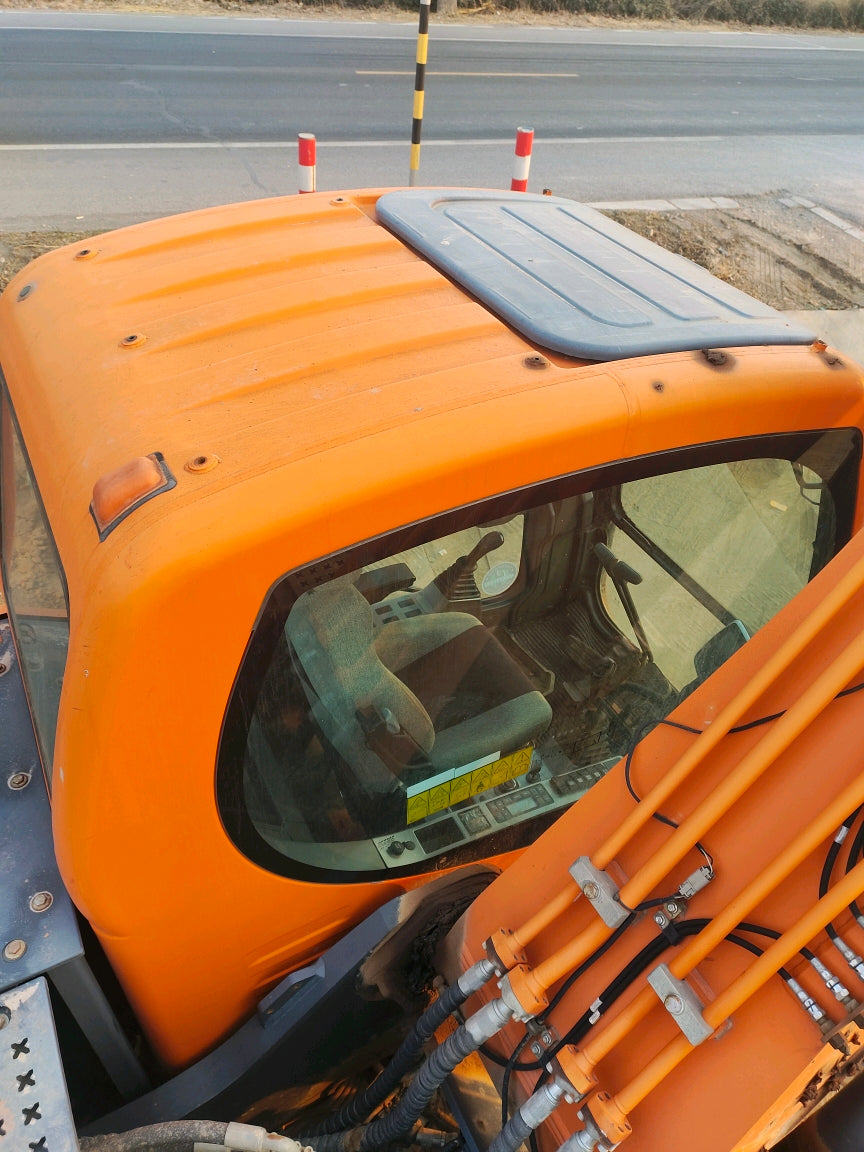 Excavadora DX215-9CN Doosan