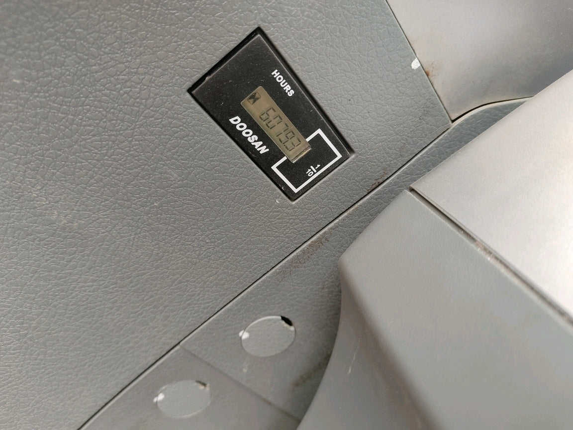 Excavadora DX215-9CN Doosan