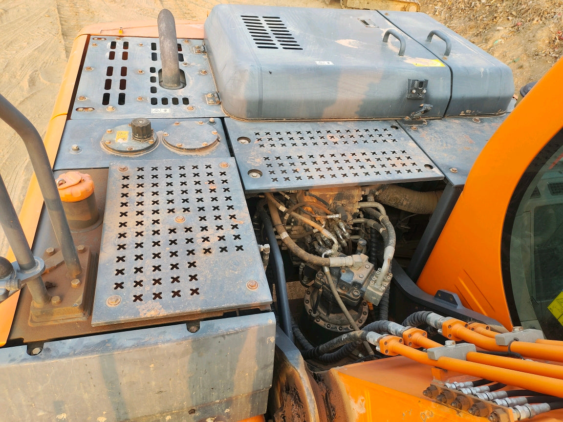 Excavadora DX215-9CN Doosan