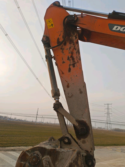 Excavadora DX215-9CN Doosan